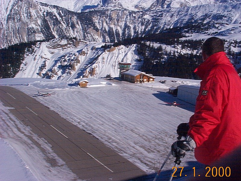 072 Altiport Courchevel.jpg